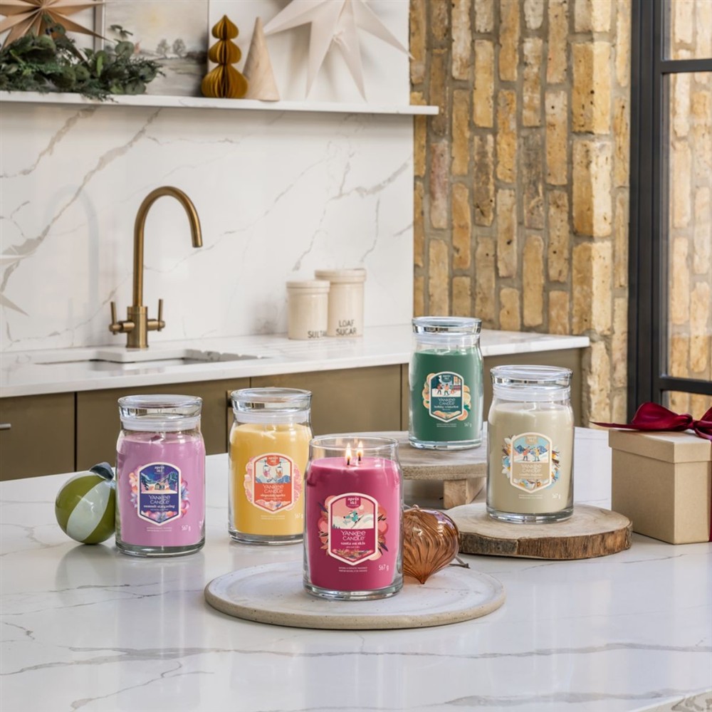 YANKEE CANDLE HOLIDAY WINTERFEST 567G - obrazek 7